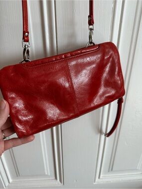 [HOBO] Red Leather Crossbody Clutch